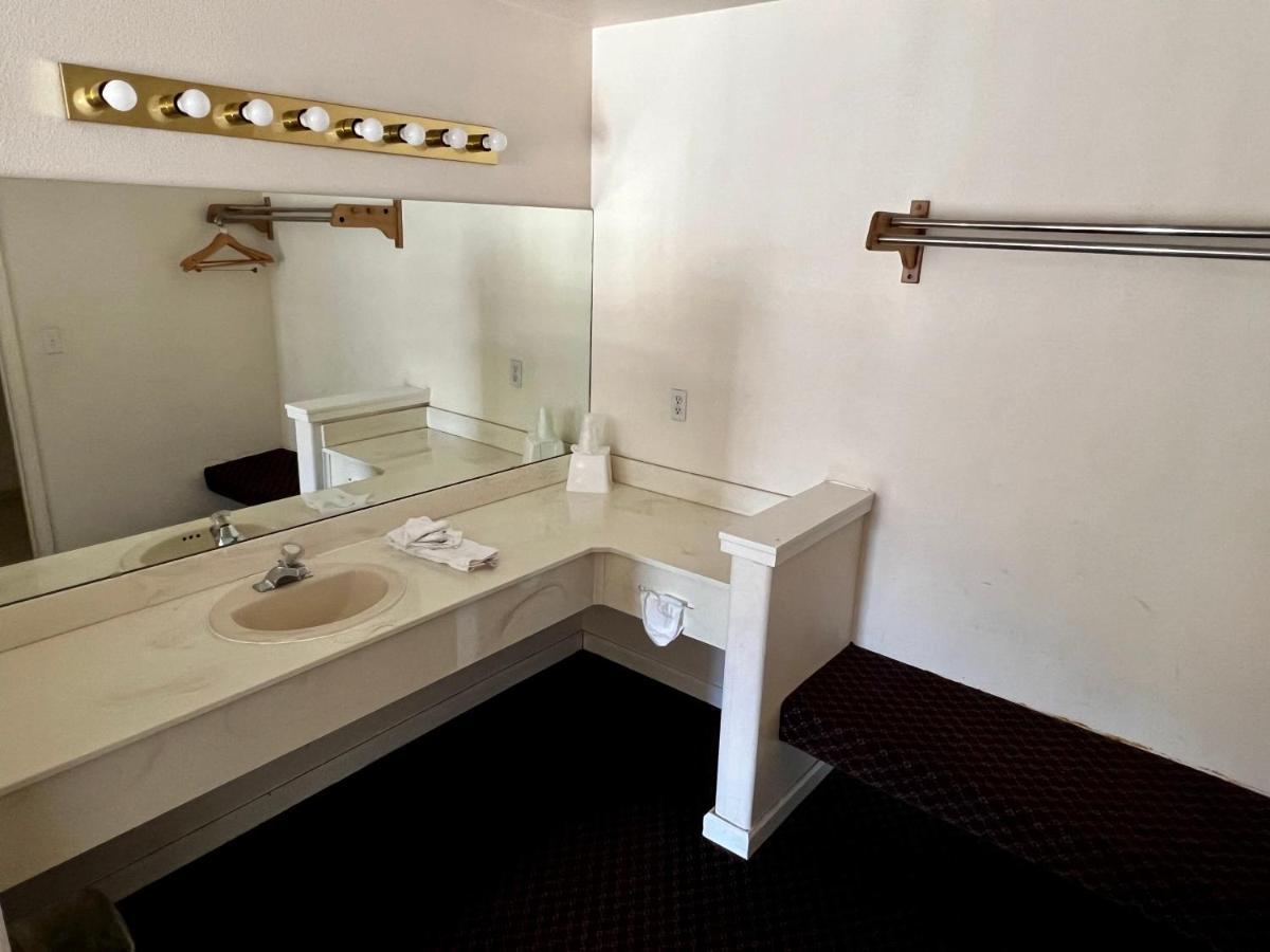 Rodeway Inn Winnemucca Exteriör bild