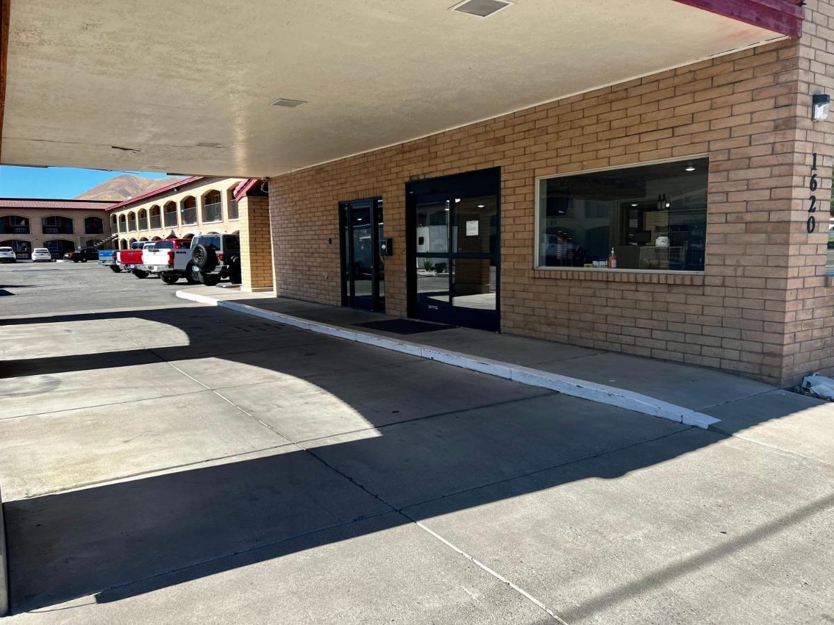 Rodeway Inn Winnemucca Exteriör bild